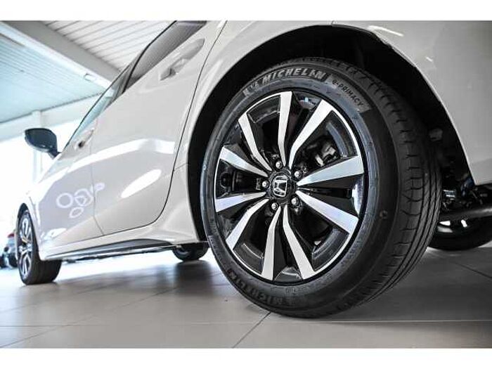 Honda Civic 2.0 ELEGANCE Navigation Alufelgen Rückfahrkamera Sitzheizung