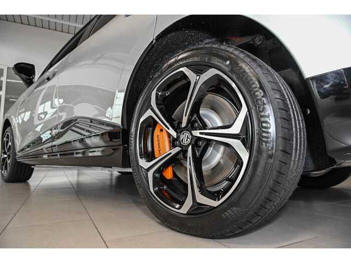 MG MG4 Electric Xpower MY23 StandHZG Navi Leder Digitales Cockpit 360 Kamera LED AC