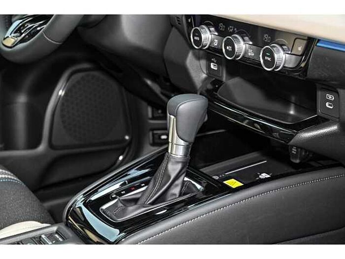 Honda HR-V 1.5 ADVANCE STYLE Navigation LED Scheinwerfer Rückfahrkamera Sitz-