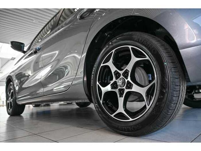 MG MG3 3 1.5L 5MT COM MY24.5 Navi Digitales Cockpit LED Apple CarPlay Android Auto