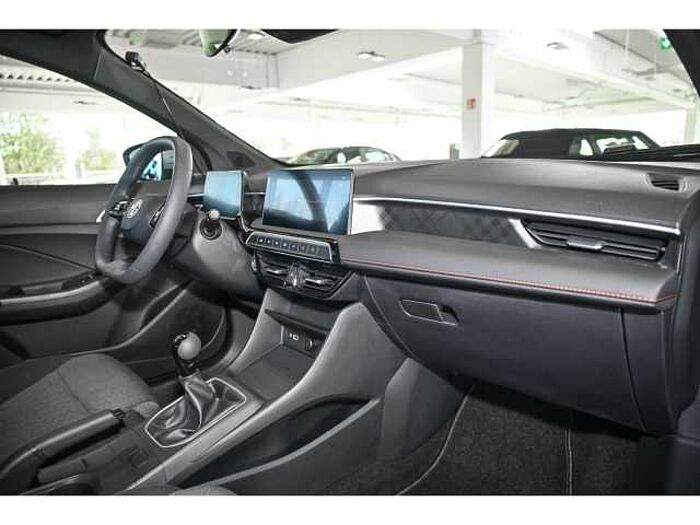 MG MG3 3 1.5L 5MT COM MY24.5 Navi Digitales Cockpit LED Apple CarPlay Android Auto