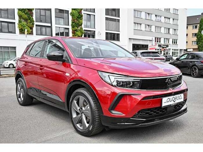 Opel Grandland 1.2 GS+NAVI+ALCANTARA+GJR+P&G-PR+AGR+SHZ