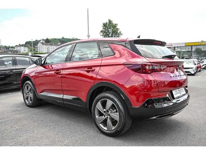 Opel Grandland 1.2 GS+NAVI+ALCANTARA+GJR+P&G-PR+AGR+SHZ