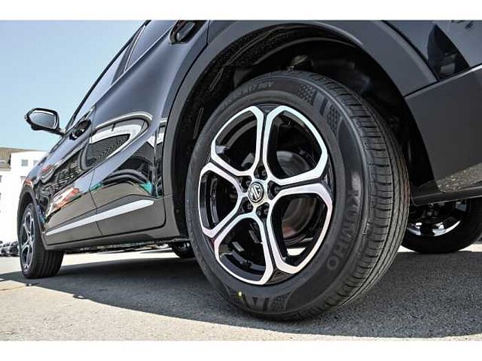 MG ZS 1.5L Comfort Navi Digitales Cockpit 360 Kamera LED Apple CarPlay