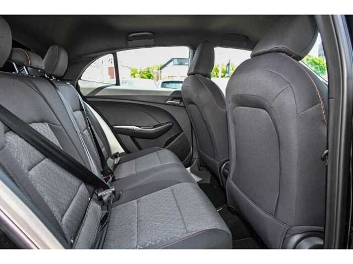 MG MG3 1.5 Comfort+ALLWETTER+Navi Digitales Cockpit LED Apple CarPlay Android Auto