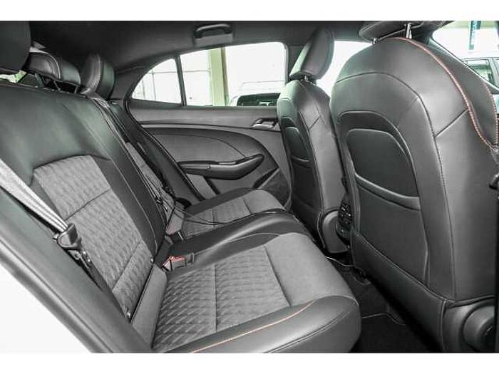 MG MG3 1.5 Hybrid+ Luxury Navi Digitales Cockpit 360 Kamera LED ACC Apple CarPlay