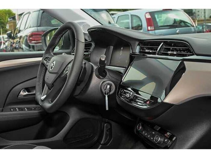 Opel Corsa 1.2 EDITION AT+GJR+ALU+NSW+TECH/KOMFORT-PAKET+