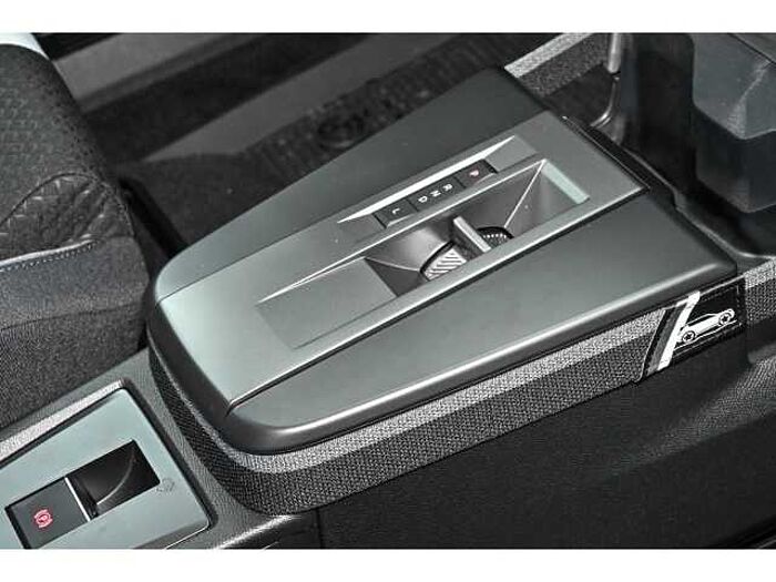 Opel Frontera MHEV GS+NAVI+BEH. WSS+LRH+SHZ+LED+R-KAM+2xPDC+KLIMAAUTO+