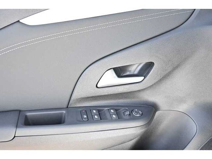 Opel Corsa 1.2 GS+LED+R-KAM+SHZ+LRH+TWA+2xPDC+VC+DAB+