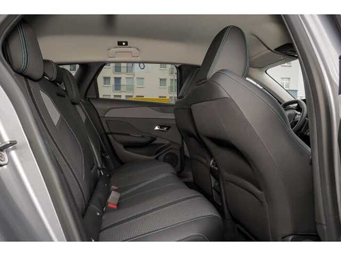 Peugeot 308 SW ALLURE AT+GJR+SURROUNDING+KEYLESS+INDUK+KOMFORT+SHZ+LRH+