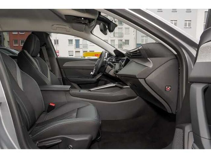 Peugeot 308 SW ALLURE AT+GJR+SURROUNDING+KEYLESS+INDUK+KOMFORT+SHZ+LRH+
