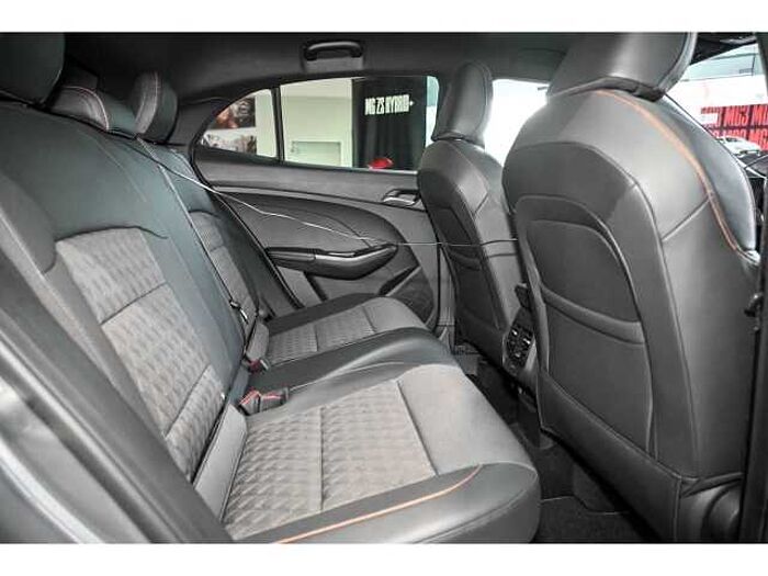MG MG3 Hybrid Luxury+NAVI+ALLWETTERREIFEN+LED+360°KAM+LHZ/SHZ+TWA+