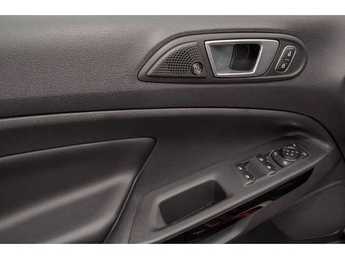 Ford EcoSport 1.0 ST-LINE+NAVI+B&O+DESIGN+PANO-SD+BEH.WSS+