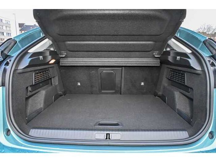 Citroen C4 PT130 SHINE S&S+NAVI+BEH.WSS+SHZ+LRH+18''ALU+