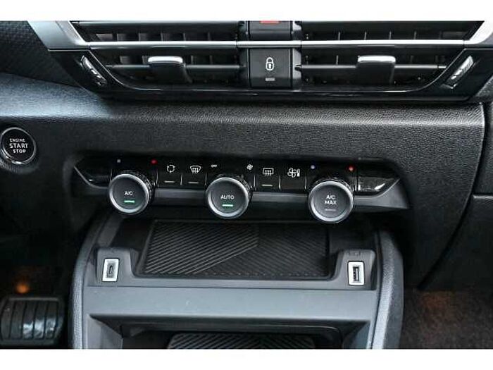 Citroen C4 PT130 SHINE AT+GJR+BEH.WSS+SHZ+LRH+18''ALU+