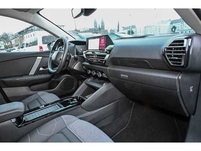 Citroen C4 PT130 SHINE AT+GJR+BEH.WSS+SHZ+LRH+18''ALU+