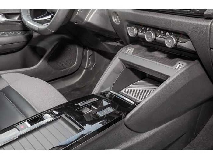 Citroen C4 MAX PT130 SHINE AT+NAVI+LED+DRIVE-ASS+2xPDC+TOP-VIEW+