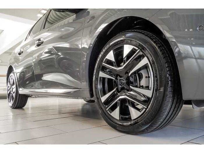 Peugeot 208 ALLURE 110 e-DSC6 HYBRID+SHZ+ALU+