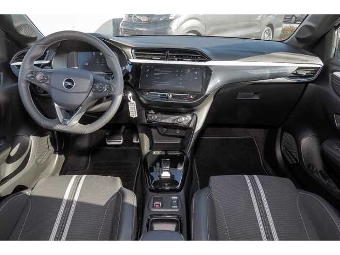 Opel Corsa 1.2 GS AT+SHZ+LRH+LED+ACC+APPLE+