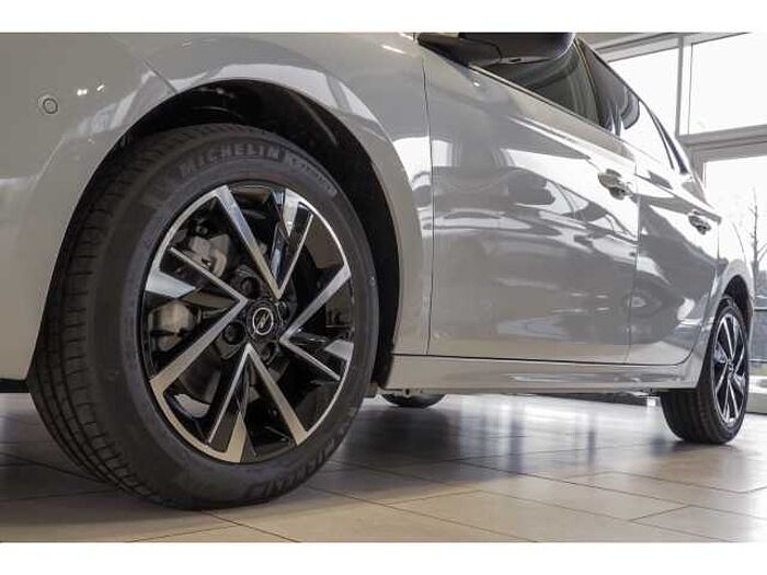 Opel Corsa GS HYBRID+NAVI+2xPDC+R-KAM+SHZ+LRH+TWA+KEYLESS+