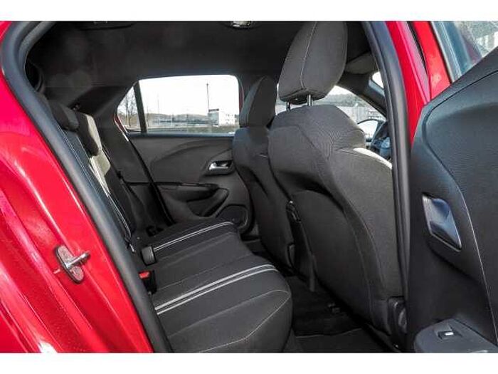 Opel Corsa 1.2 GS AT+SHZ+LRH+LED+ACC+APPLE+