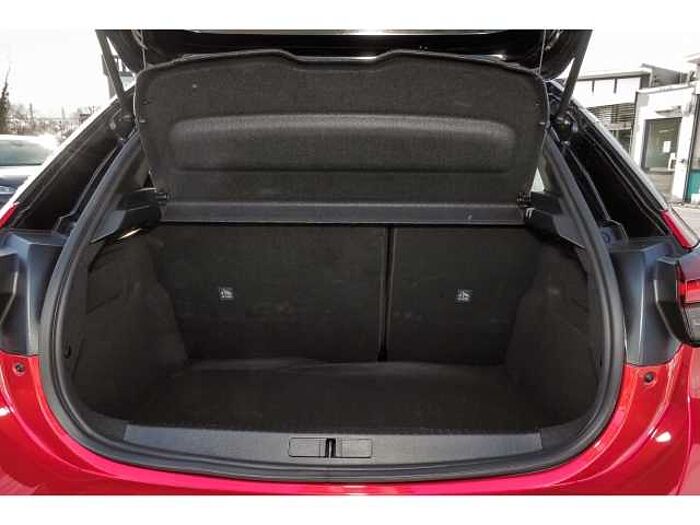 Opel Corsa 1.2 GS AT+SHZ+LRH+LED+ACC+APPLE+