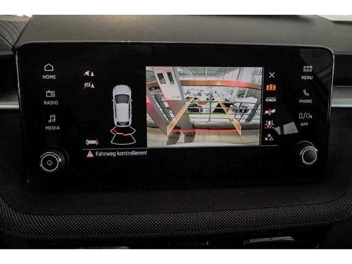 SKODA Fabia SELECTION+AT+SHZ+LRH+R-KAM+PDC+APPLE+