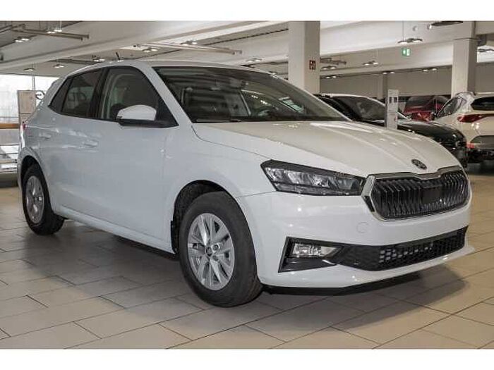 SKODA Fabia SELECTION+AT+SHZ+LRH+R-KAM+PDC+APPLE+