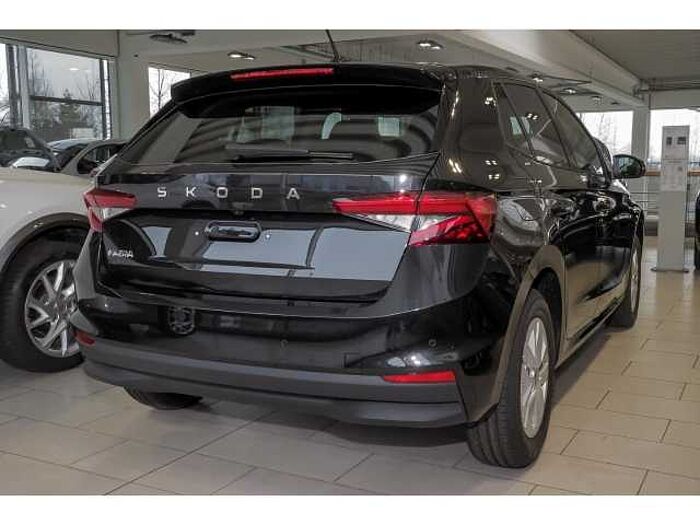 SKODA Fabia SELECTION+AT+SHZ+LRH+R-KAM+PDC+APPLE+