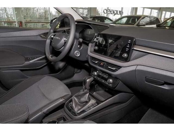 SKODA Fabia SELECTION+AT+SHZ+LRH+R-KAM+PDC+APPLE+