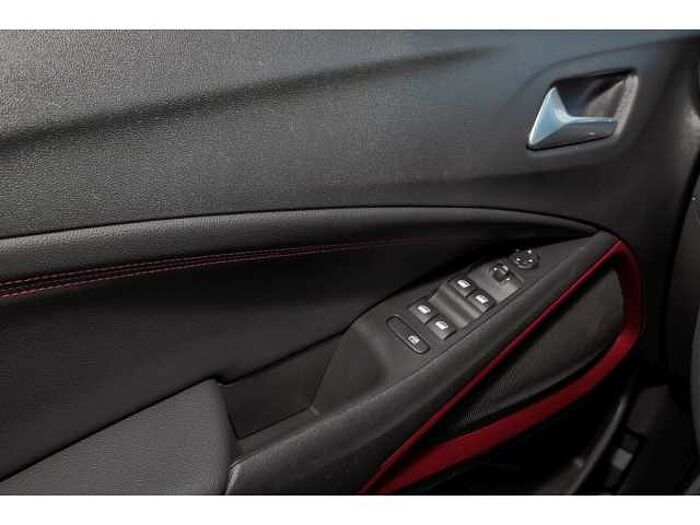 Opel Crossland 1.2(130PS) GS LINE+NAVI+2xPDC+R-KAM+BEH.WSS+GJR+SHZ