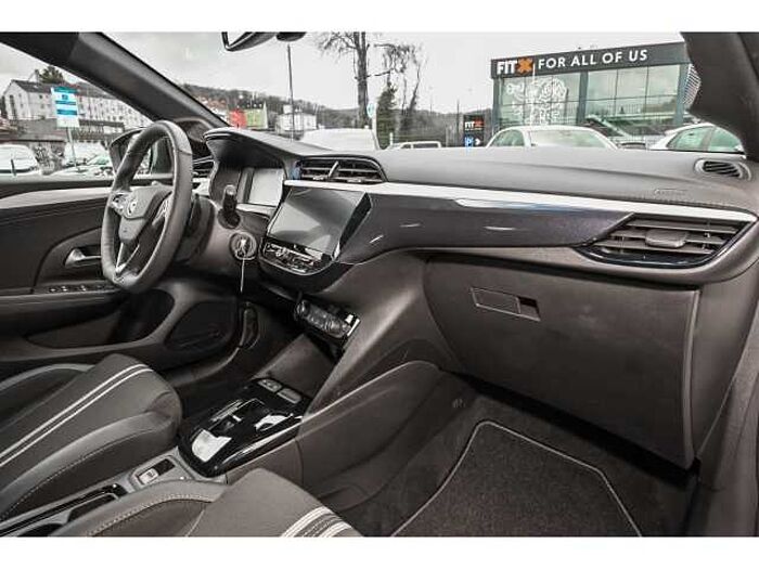Opel Corsa Opel 1.2 GS AT+SHZ+LRH+LED+ACC+APPLE+