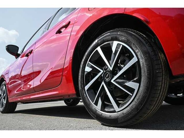 Opel Corsa F GS Hybrid (110 PS)-AT+RÜCKFAHRKAMERA+SHZ+LHZ+LED+PDC+