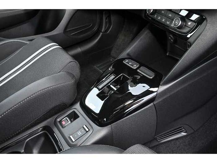 Opel Corsa F GS Hybrid (110 PS)-AT+RÜCKFAHRKAMERA+SHZ+LHZ+LED+PDC+