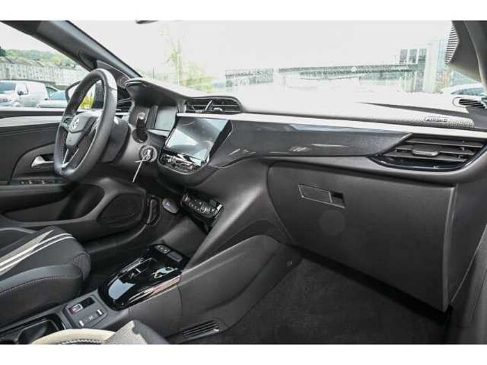 Opel Corsa F GS Hybrid (110 PS)-AT+RÜCKFAHRKAMERA+SHZ+LHZ+LED+PDC+