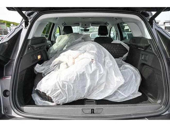 Opel Grandland ULTIMATE Plug-in-Hybrid4+NAVI+LEDER+ASS+WINTERRÄDER+STANDHEIZUNG
