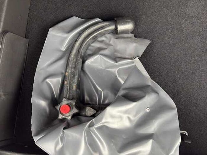 Opel Grandland ELEGANCE 1.2+LEDER+AGR+ACC+4xSHZ+BEH. WSS+AHK