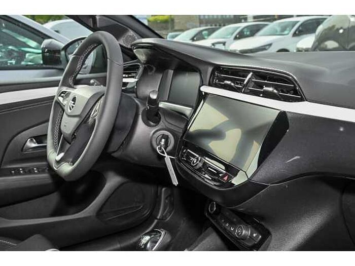 Opel Corsa 1.2 GS+SHZ+LRH+R-KAM+2xPDC+ALU+LED+
