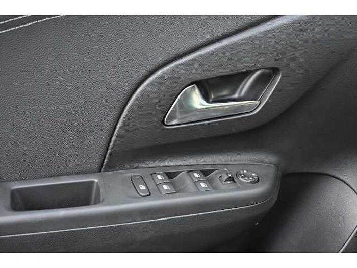 Opel Corsa 1.2 GS+SHZ+LRH+R-KAM+2xPDC+ALU+LED+