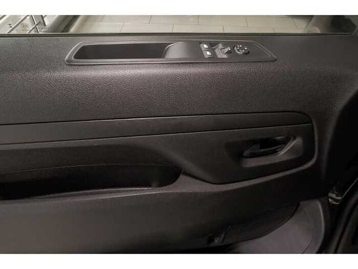 Opel Vivaro Kombi L Automatik+AHK+NAVI+2x Schiebet. +