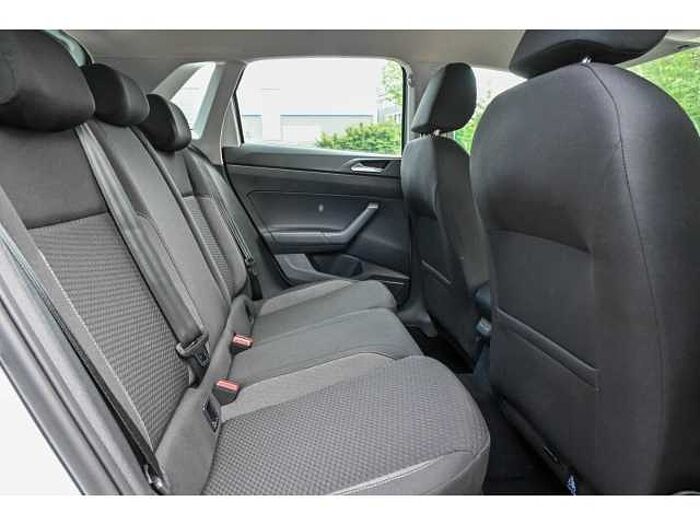 Volkswagen Polo Life+NAVI+CARPLAY+2xPDC+KLIMA+ALLWETTER+
