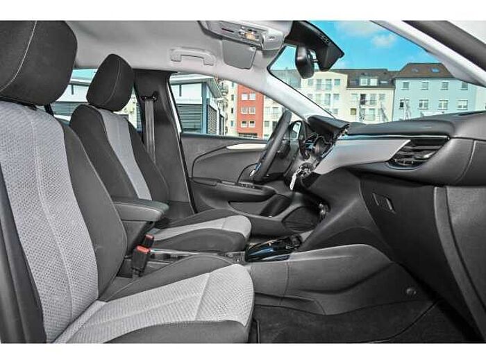 Opel Corsa EDITION 1.2 AT+SHZ+LRH+PDC+LED+4xFH+