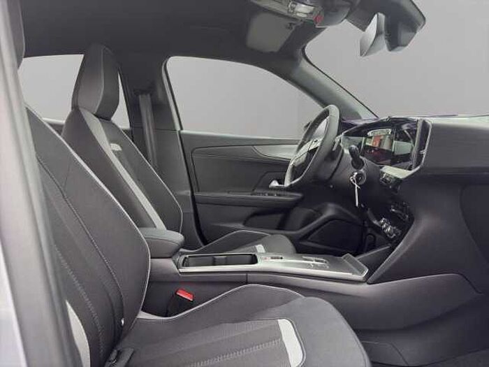 Opel Mokka GS AT+PDC+KAM+LHZ+SHZ+ALU+DAB+TEMPO