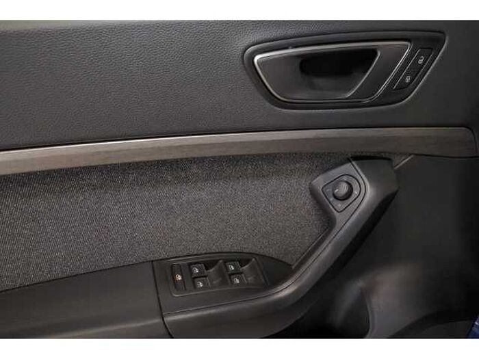 SEAT Ateca 4Drive Xperience 2.0 TSI DSG+ACC+NAV+CARPLAY