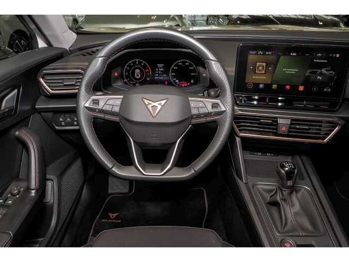 CUPRA Formentor 1.5 TSI+E. HECKK. +AHK+KEYLESS+CARPLAY+SHZ+DAB+RFK