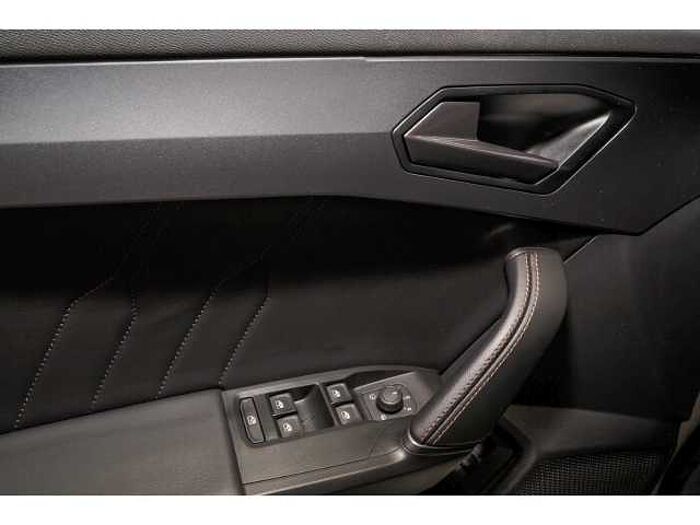 CUPRA Formentor 1.5 TSI+E. HECKK. +AHK+KEYLESS+CARPLAY+SHZ+DAB+RFK