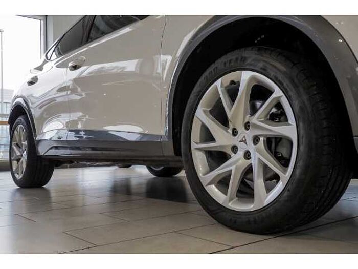 CUPRA Formentor 1.5 TSI+E. HECKK. +AHK+KEYLESS+CARPLAY+SHZ+DAB+RFK