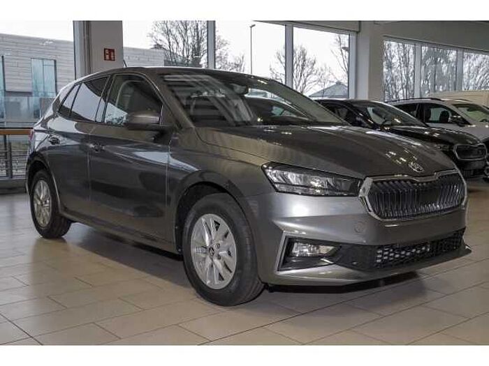 SKODA Fabia Selection+AUTOMATIK+CARPLAY+R-KAM+PDC+S/L Hzg+