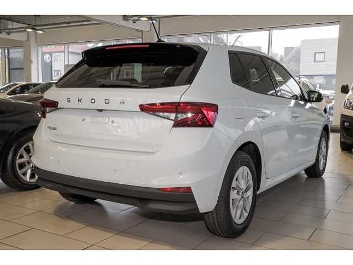 SKODA Fabia Selection+AUTOMATIK+CARPLAY+R-KAM+PDC+S/L Hzg+