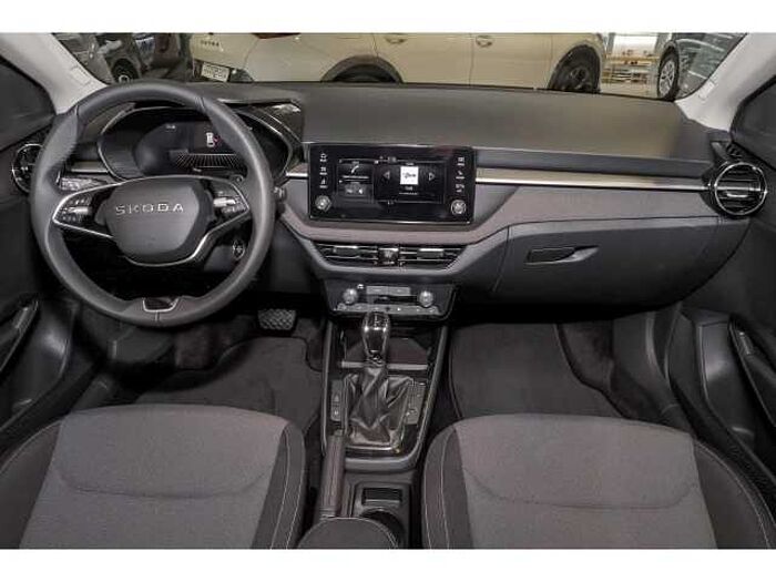SKODA Fabia Selection+AUTOMATIK+CARPLAY+R-KAM+PDC+S/L Hzg+